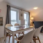Strandaster Lägenhet