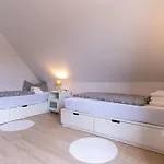 Strandaster